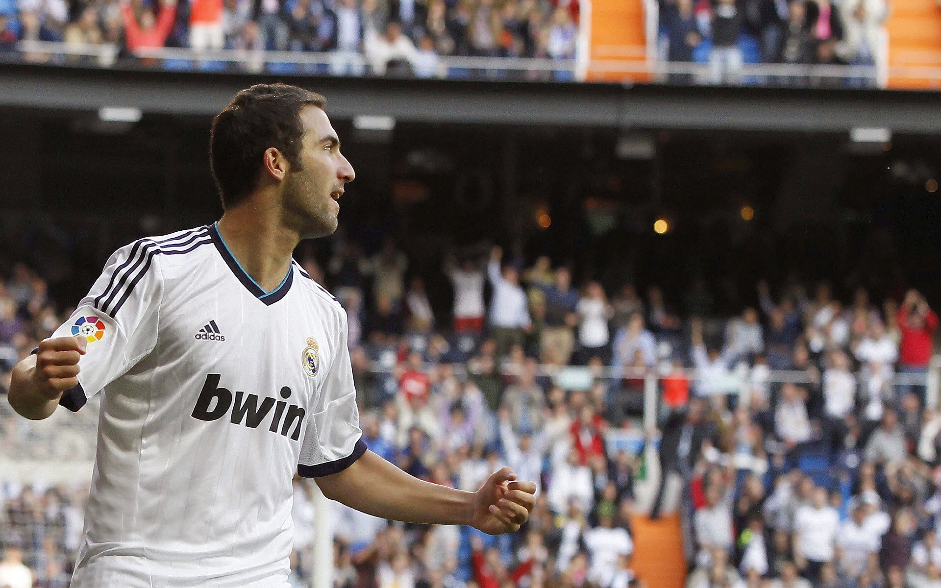 CS2 新秀选手崛起赛季表现亮眼